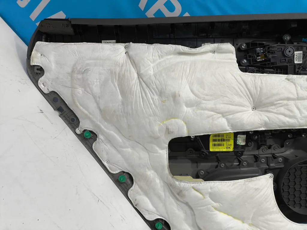 Обшивка двери задней правой Kia Optima 4 JF 2015-2018