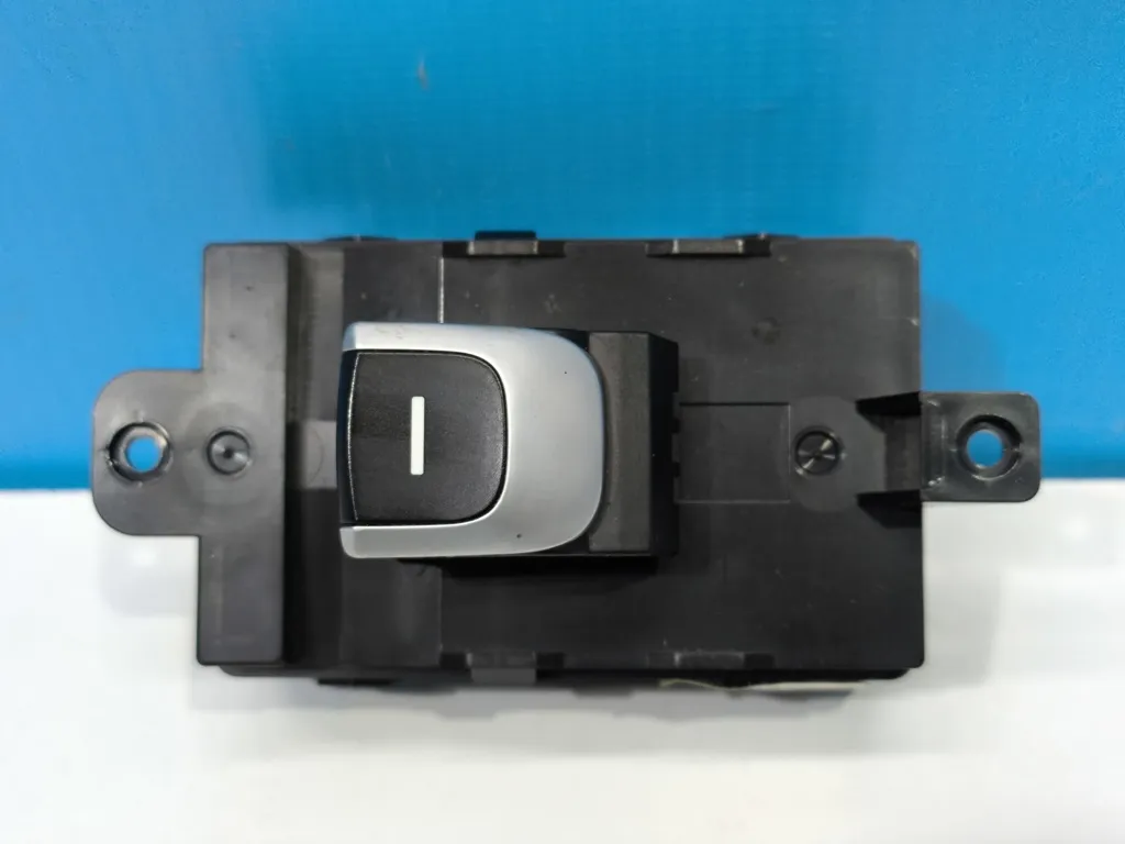 Блок кнопок стеклоподъемника Kia Optima 4 JF 2015-2018