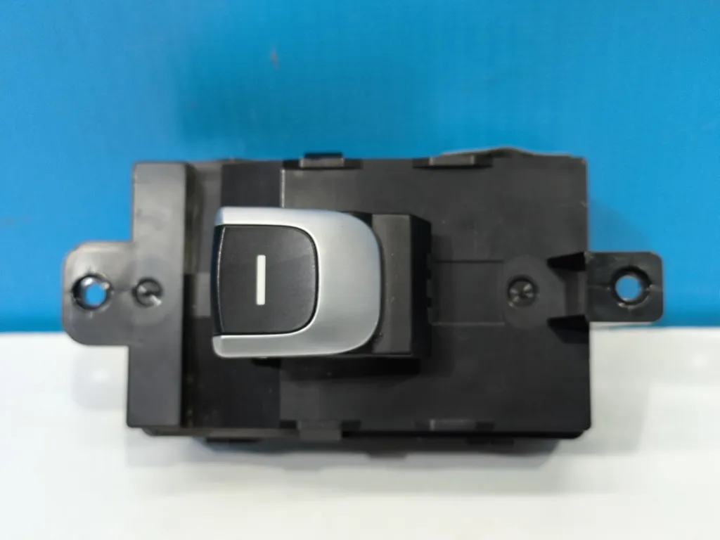 Блок кнопок стеклоподъемника Kia Optima 4 JF 2015-2018