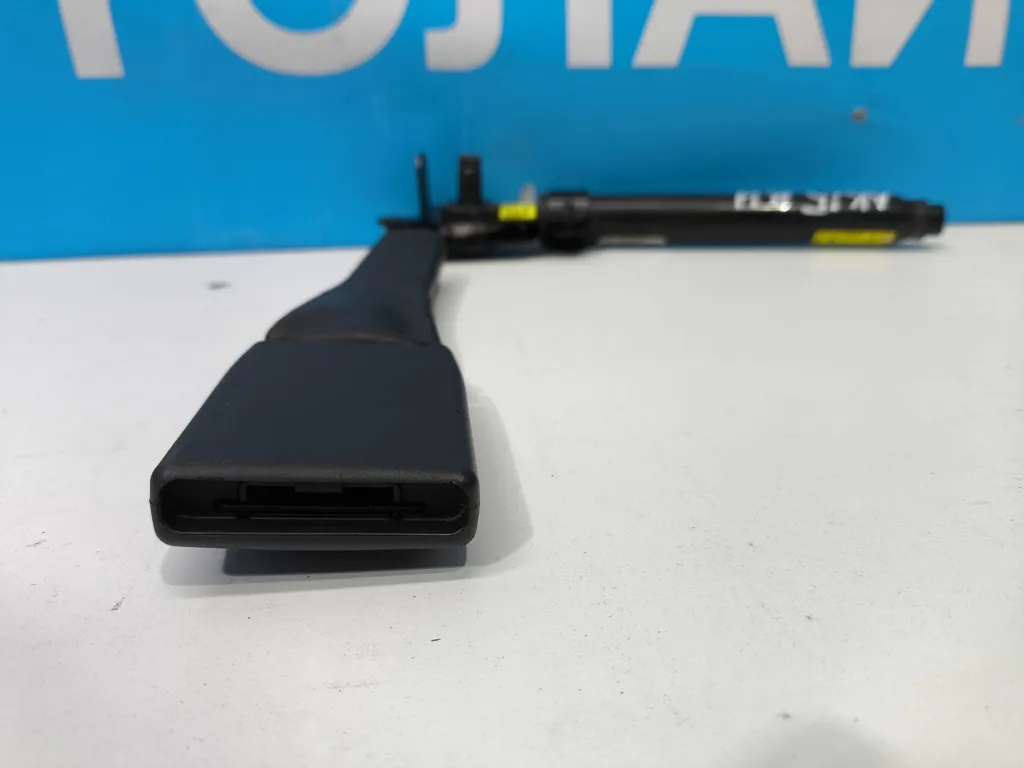 Преднатяжитель ремня безопасности Hyundai Genesis DH 2 2012-2016