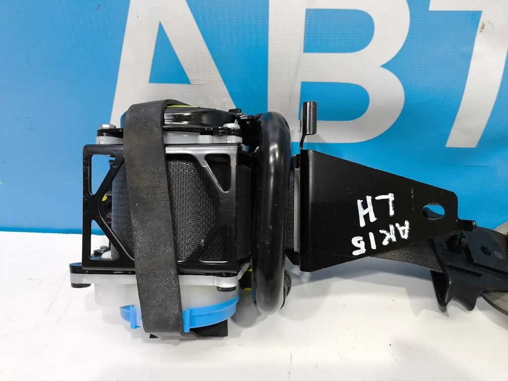 Ремень безопасности левый Hyundai Genesis DH 2 2012-2016