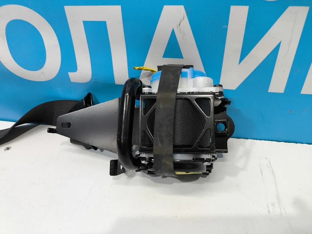 Ремень безопасности правый Hyundai Genesis DH 2 2012-2016
