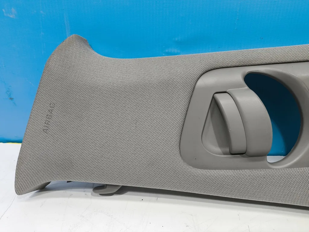 Обшивка средней стойки левой Hyundai Genesis DH 2 2012-2016