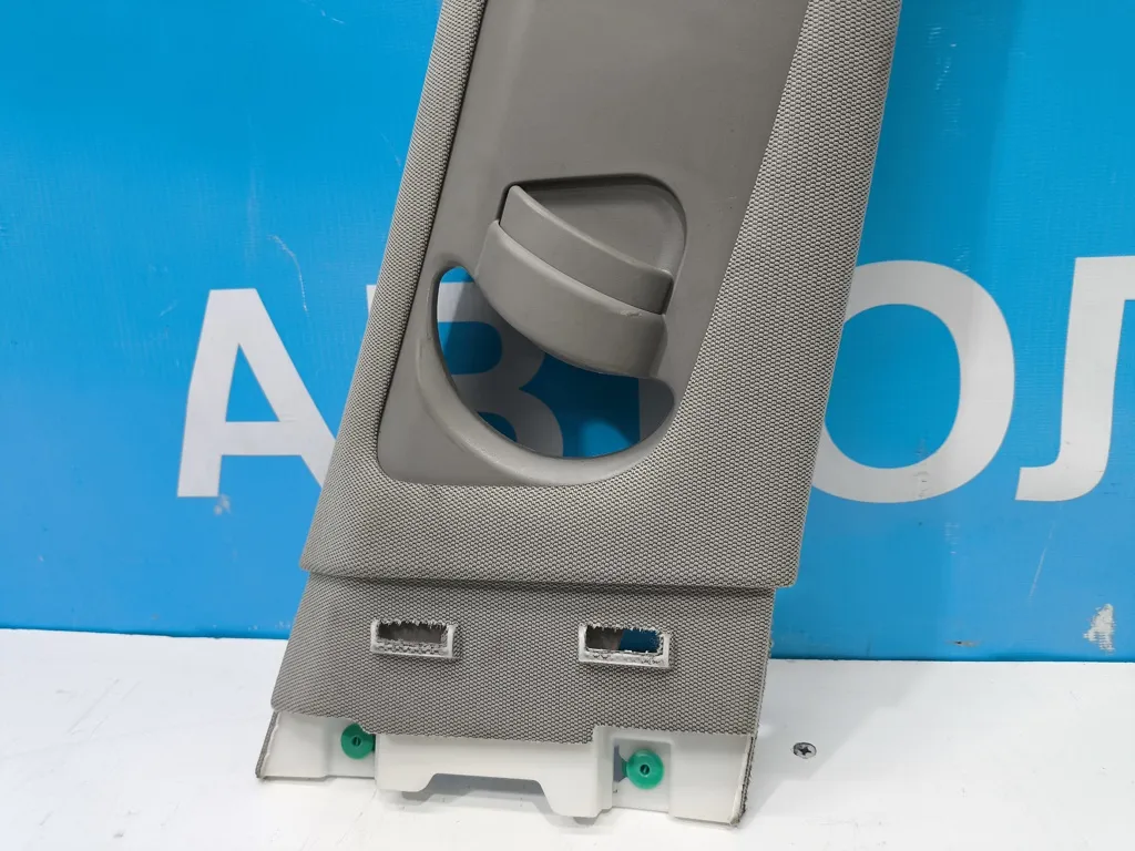 Обшивка средней стойки правой Kia Optima 4 JF 2015-2018