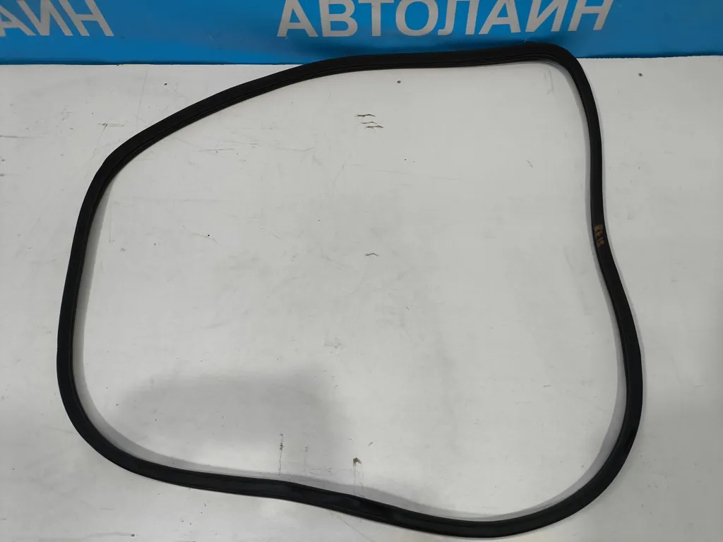 Уплотнитель дверного проема Hyundai Sonata 8 DN 2019-2023