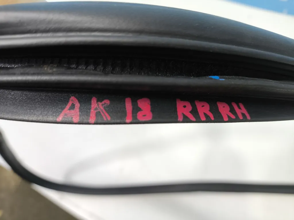 Уплотнитель дверного проема Hyundai Sonata 8 DN 2019-2023