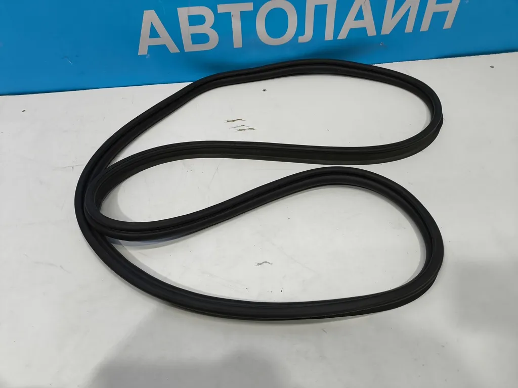 Уплотнитель крышки багажника Hyundai Sonata 8 DN 2019-2023