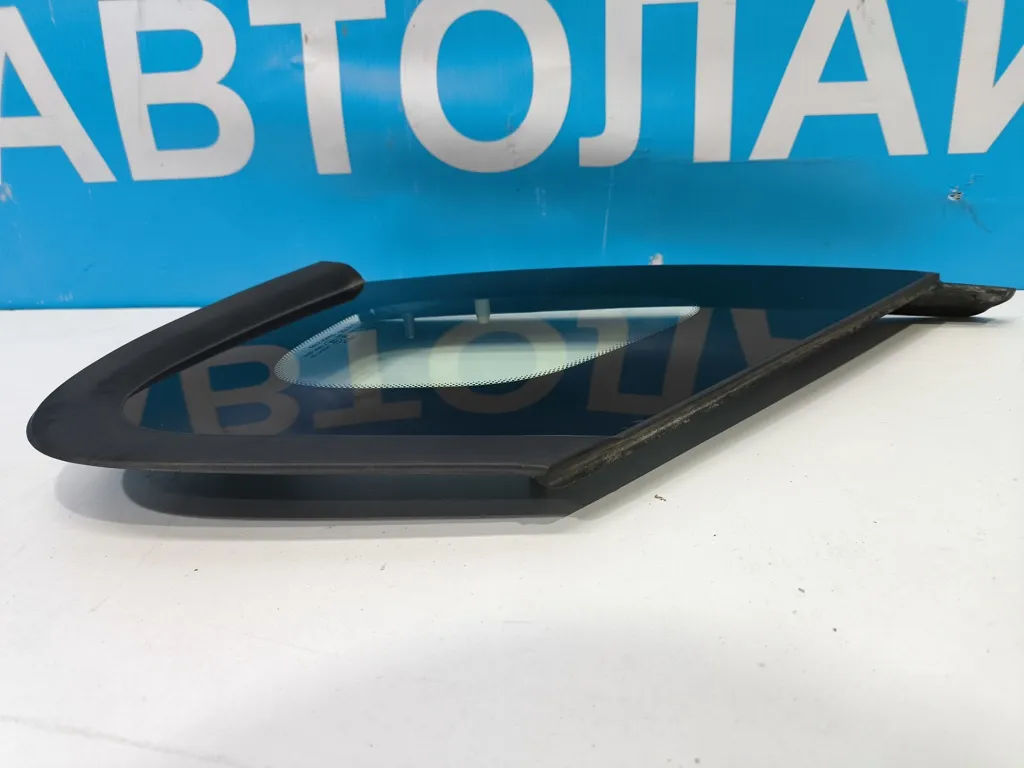 Форточка задняя левая Kia Optima 4 JF 2015-2018