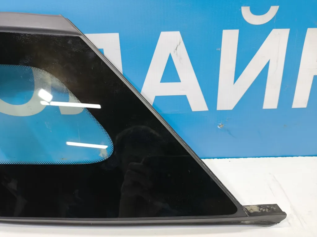 Форточка задняя правая Kia Optima 4 JF 2015-2018