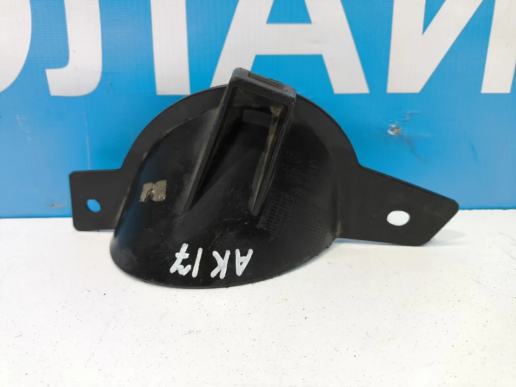 Кронштейн заднего бампера Kia SOUL 2 2013-2016