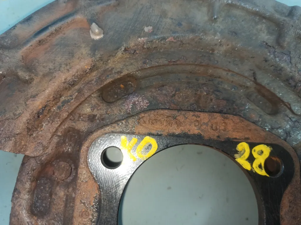 Механизм ручника правый Kia Ceed 1 2010-2012