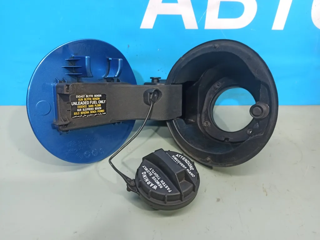 Лючок бензобака Hyundai Tucson 3 2015-2018