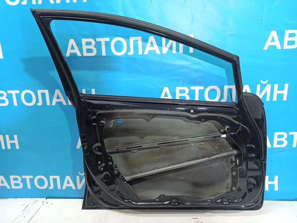 Дверь передняя левая Kia Ceed 2 JD 2015-2018