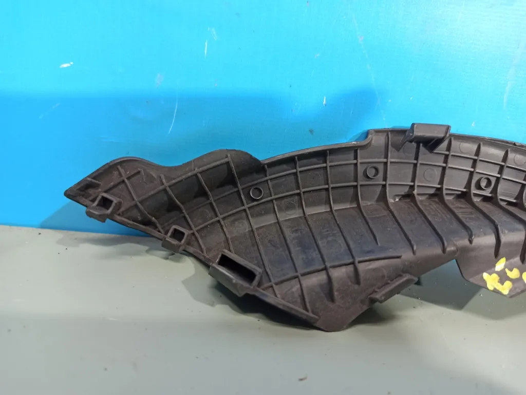 Жабо Hyundai Grand Starex 2007-2015