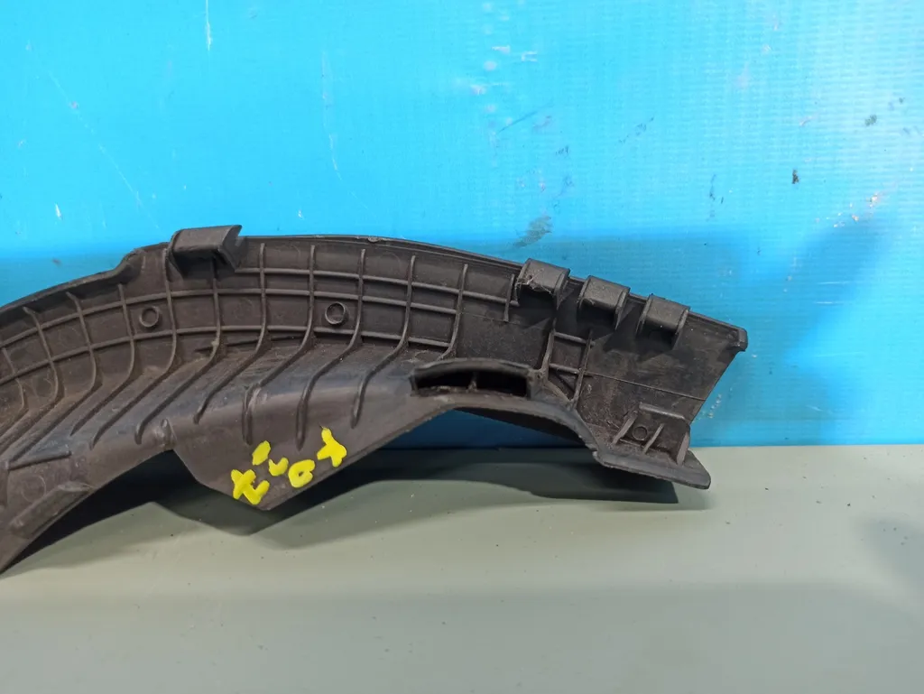 Жабо Hyundai Grand Starex 2007-2015