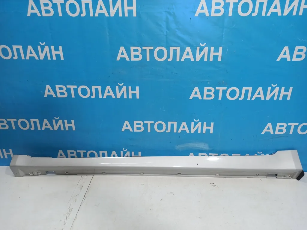 Накладка порога левого Hyundai Genesis DH 2 2012-2016