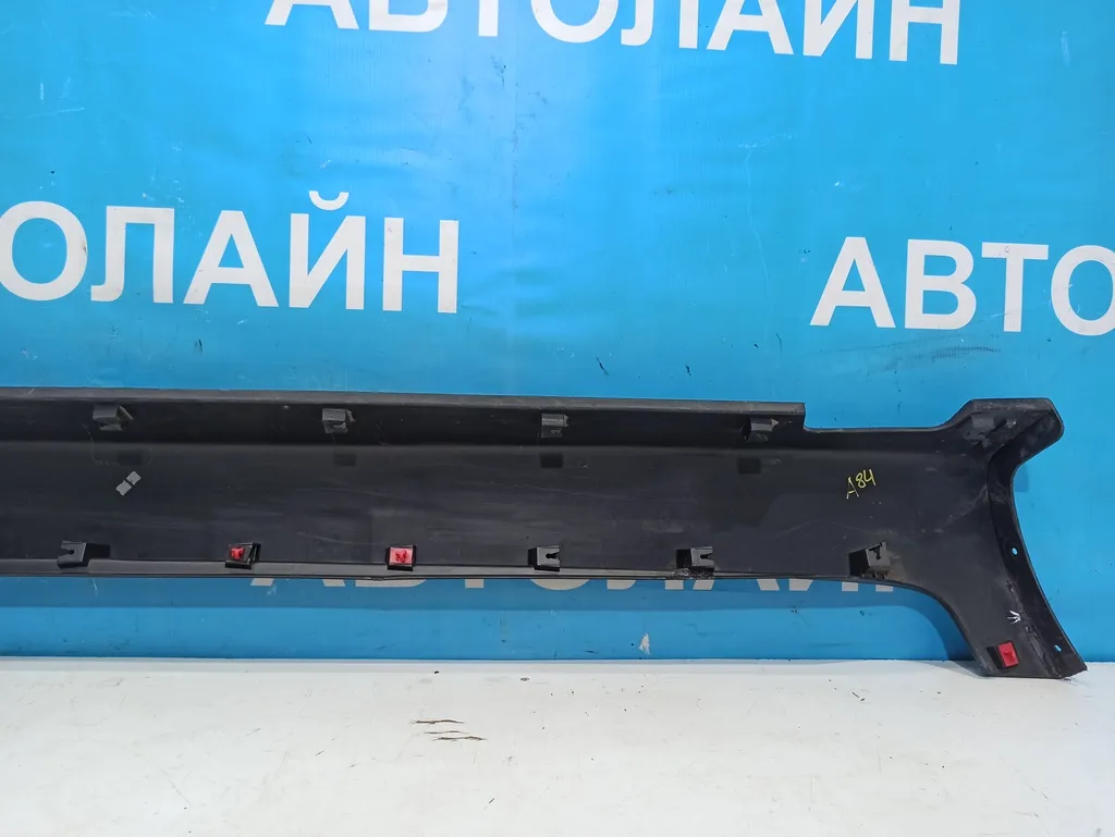 Накладка порога левого Kia Sportage 3 2010-2014