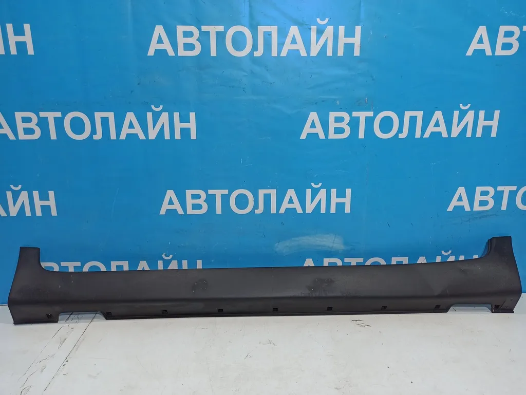 Накладка порога левого Kia Sportage 3 2010-2014
