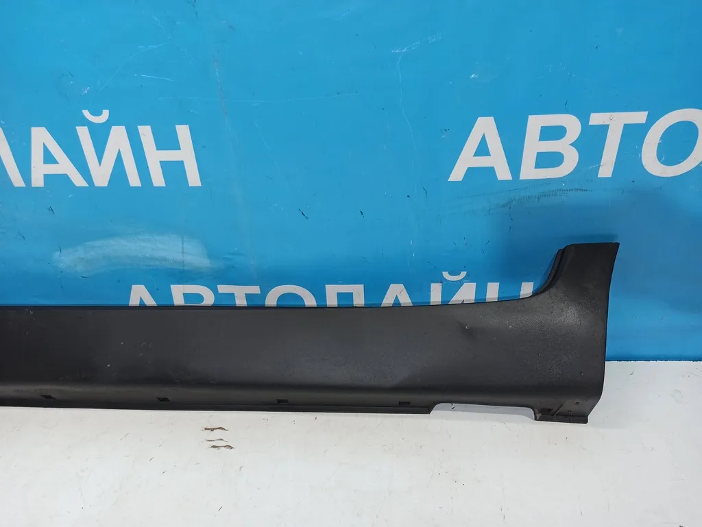 Накладка порога левого Kia Sportage 3 2010-2014