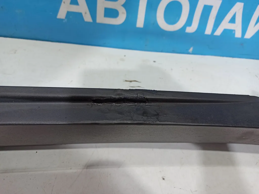 Накладка порога левого Kia Sportage 3 2010-2014