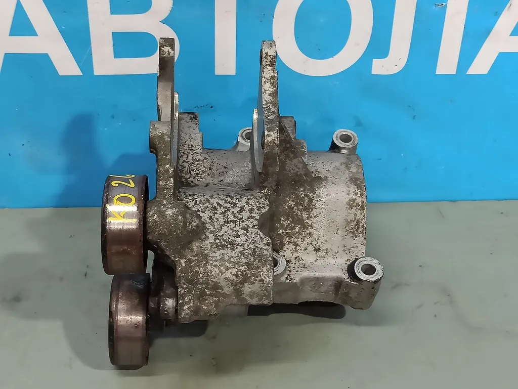 Кронштейн генератора Hyundai Santa Fe 1 SM 2000-2005