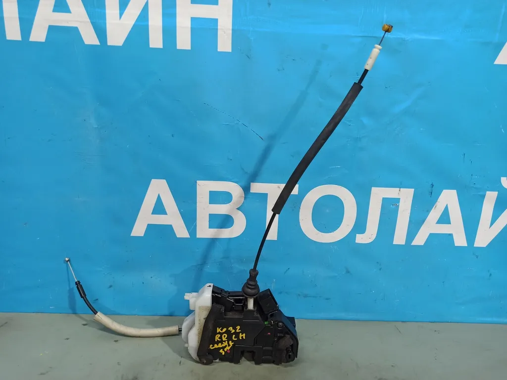 Замок двери задней левой Kia Ceed 2 JD 2012-2015