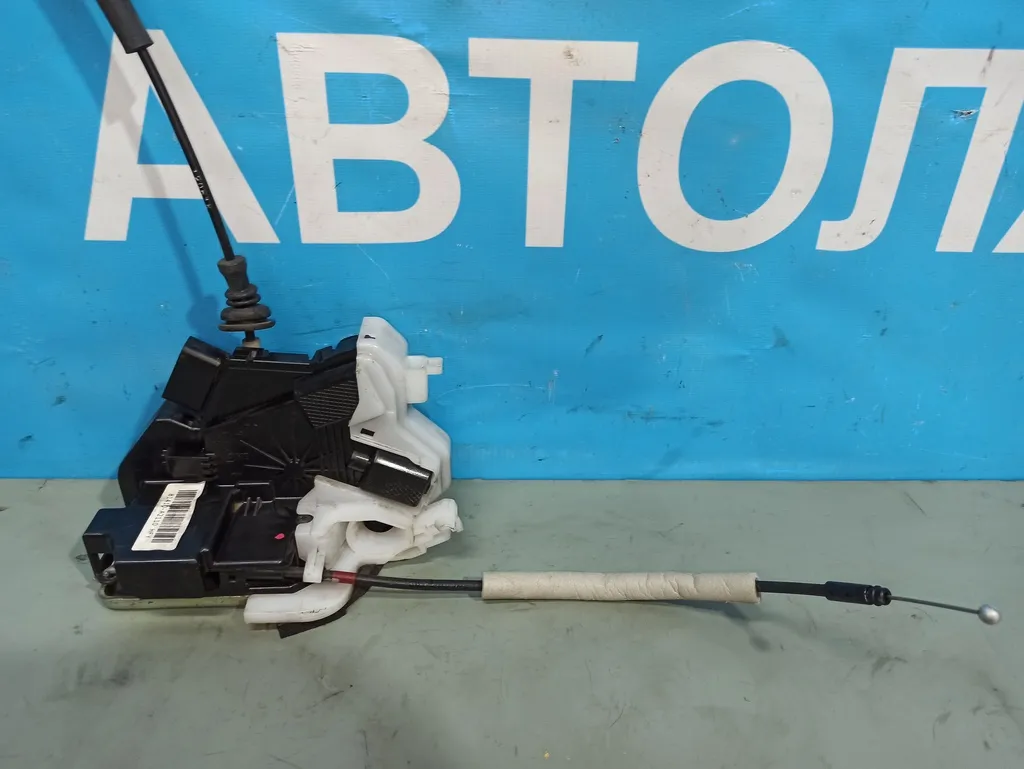 Замок двери задней левой Kia Ceed 2 JD 2012-2015