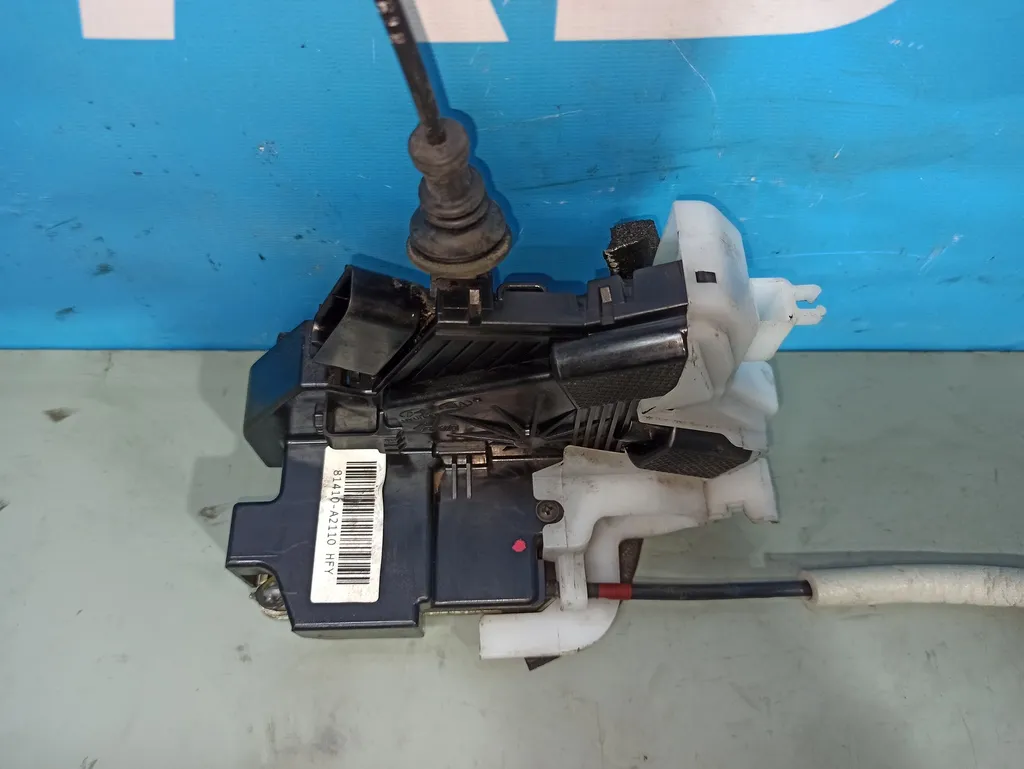 Замок двери задней левой Kia Ceed 2 JD 2012-2015