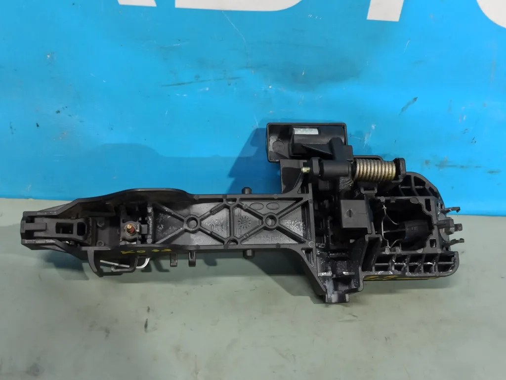 Ручка двери левая Kia Ceed 2 JD 2012-2015