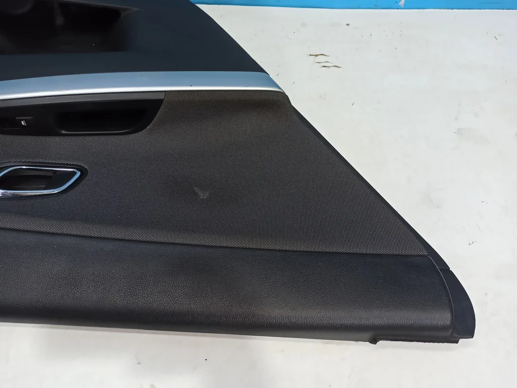 Обшивка двери задней левой Kia Ceed 2 JD 2012-2015