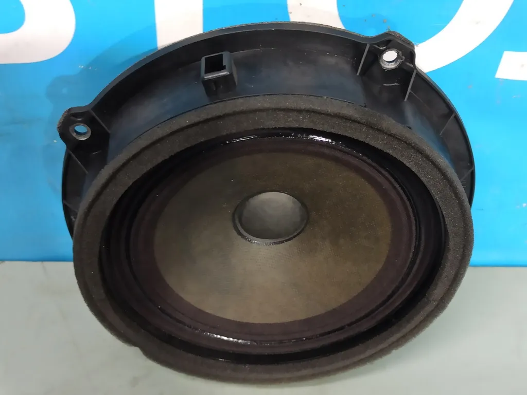 Динамик Kia Ceed 1 2010-2012