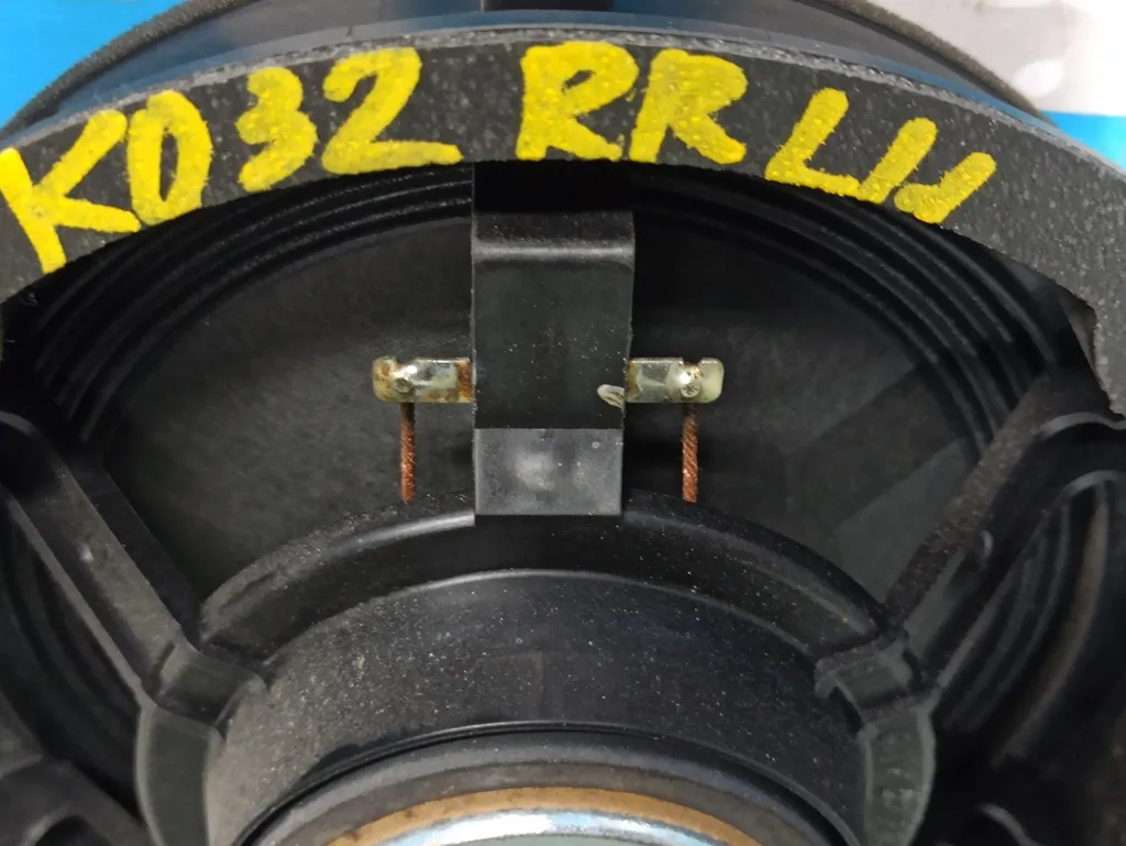 Динамик Kia Ceed 1 2010-2012