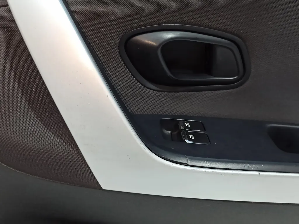 Обшивка двери передней правой Kia Ceed 2 JD 2015-2018