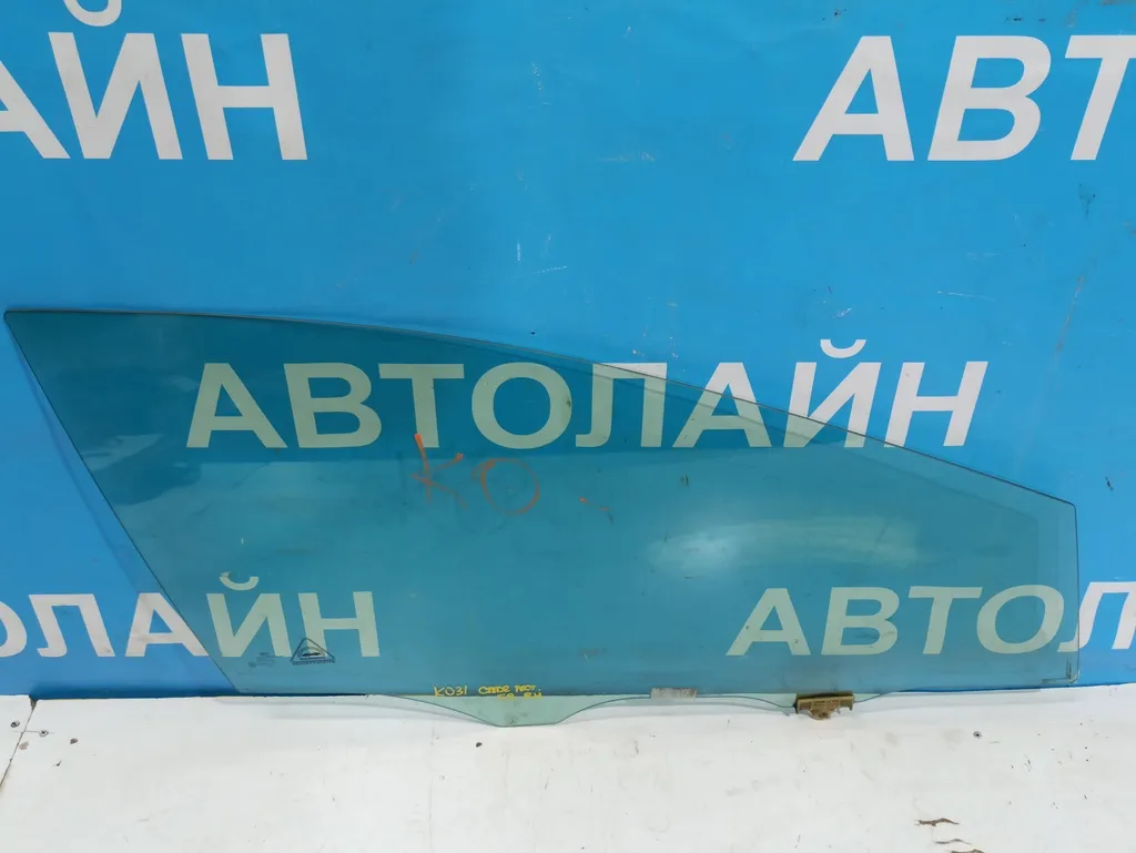 Стекло переднее правое Kia Ceed 2 JD 2015-2018