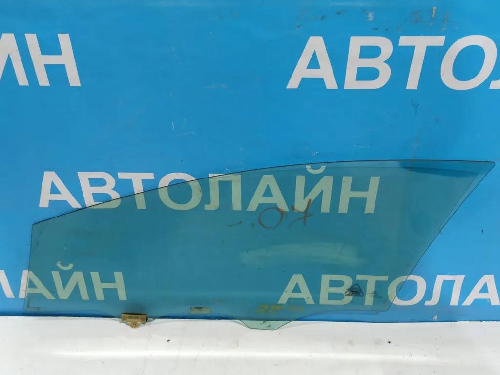 Стекло переднее правое Kia Ceed 2 JD 2015-2018