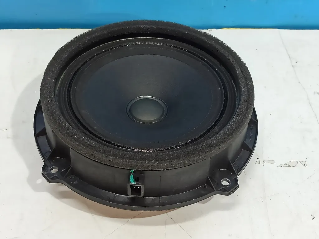 Динамик Kia Ceed 2 JD 2015-2018