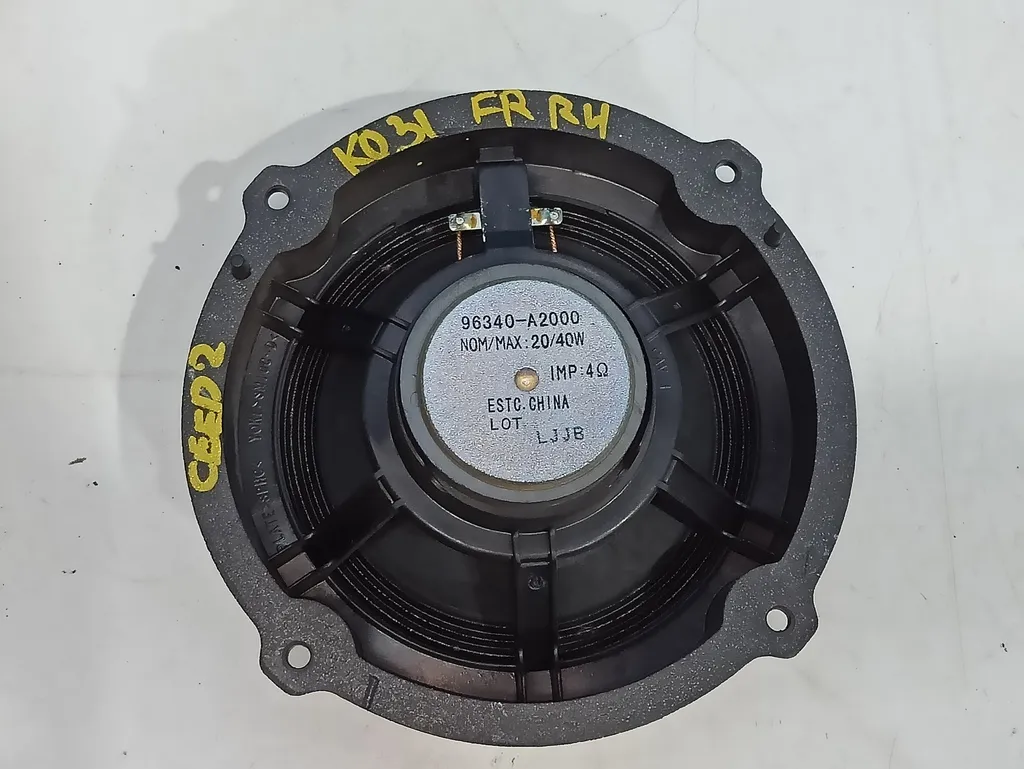 Динамик Kia Ceed 2 JD 2015-2018