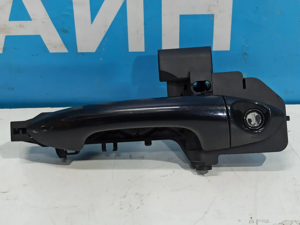 Ручка двери правая Kia Ceed 2 JD 2015-2018