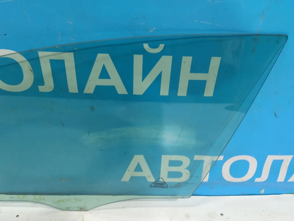 Стекло переднее левое Kia Ceed 2 JD 2012-2015