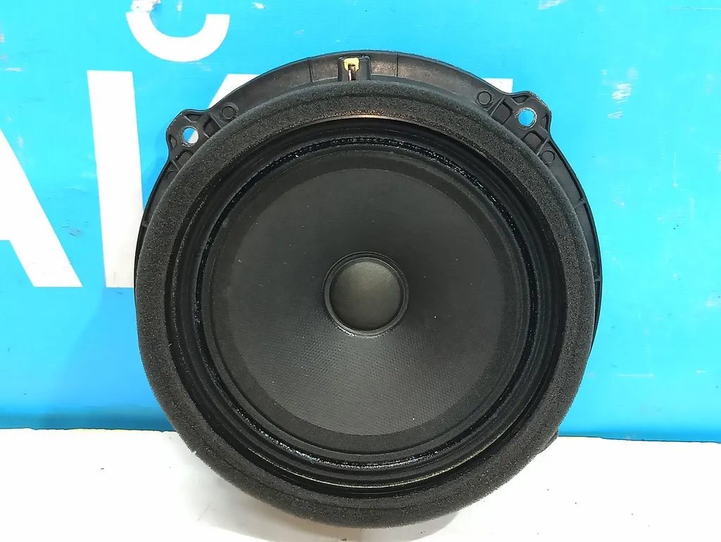 Динамик Kia Ceed 2 JD 2015-2018