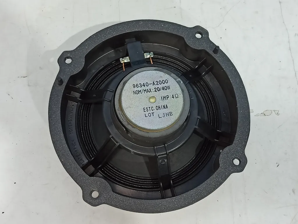 Динамик Kia Ceed 2 JD 2015-2018