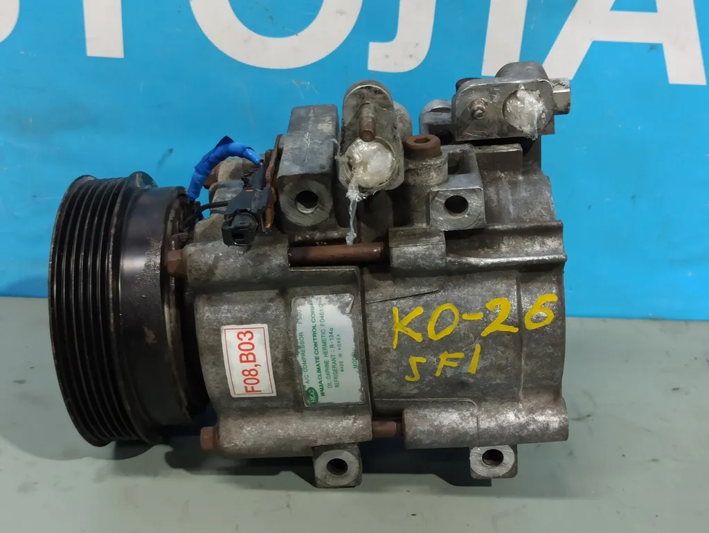 Компрессор кондиционера Hyundai Santa Fe 1 SM 2000-2005