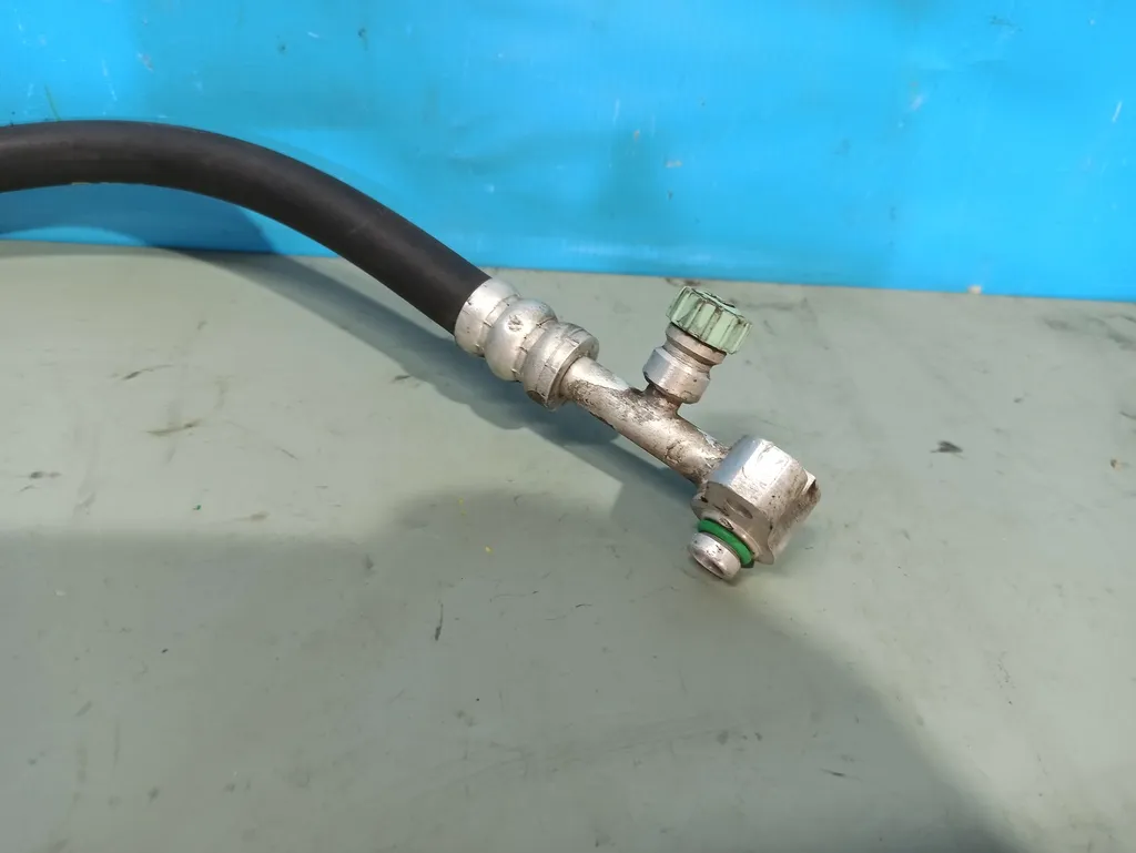 Трубка кондиционера Hyundai Santa Fe 1 SM 2000-2005