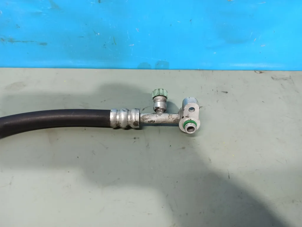 Трубка кондиционера Hyundai Santa Fe 1 SM 2000-2005