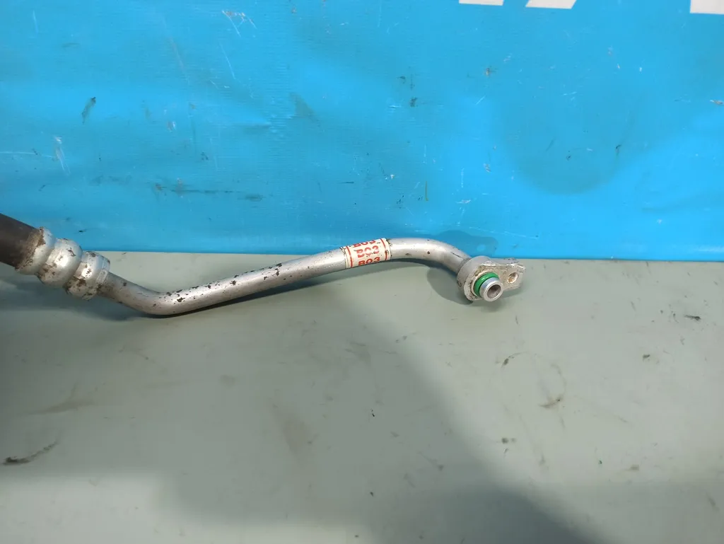 Трубка кондиционера Hyundai Santa Fe 1 SM 2000-2005
