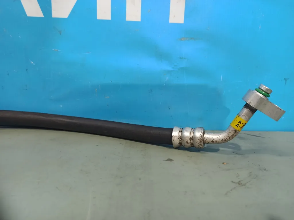 Трубка кондиционера Hyundai Grand Starex 2007-2015