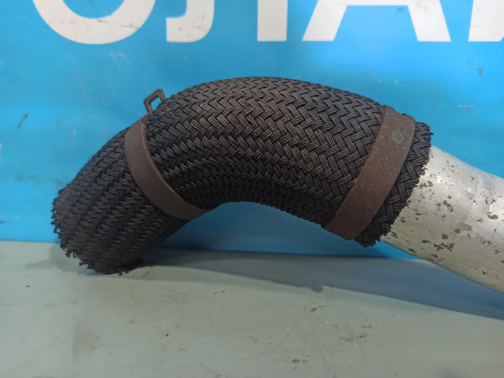 Патрубок интеркулера Hyundai Grand Starex 2007-2015