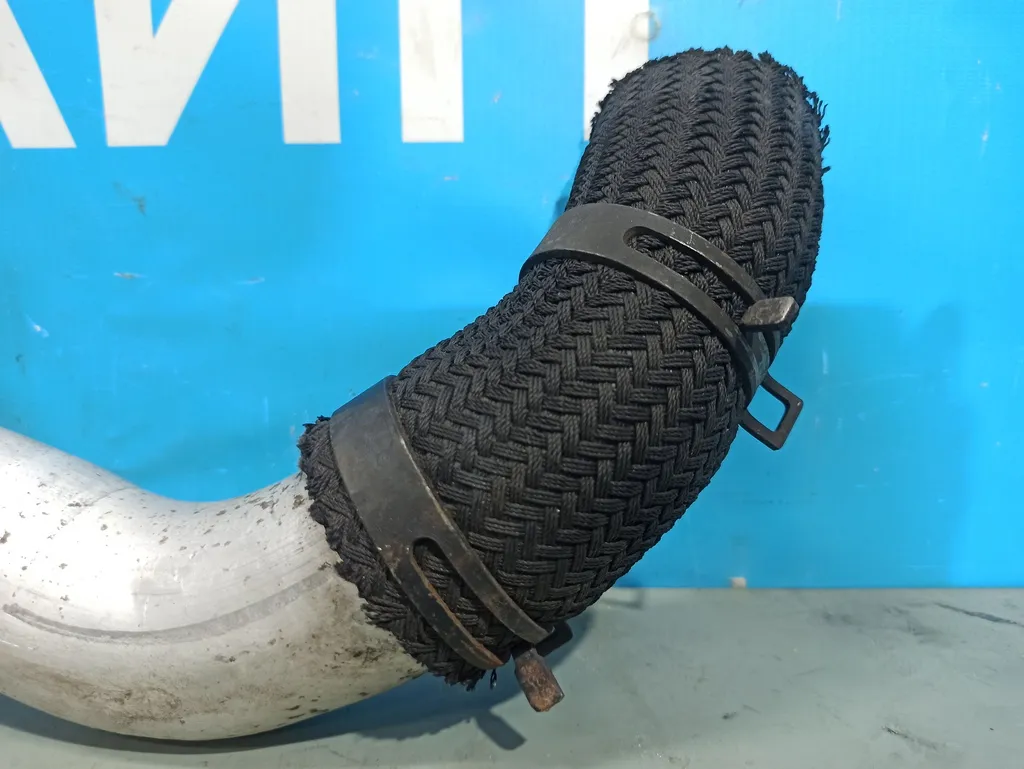 Патрубок интеркулера Hyundai Grand Starex 2007-2015