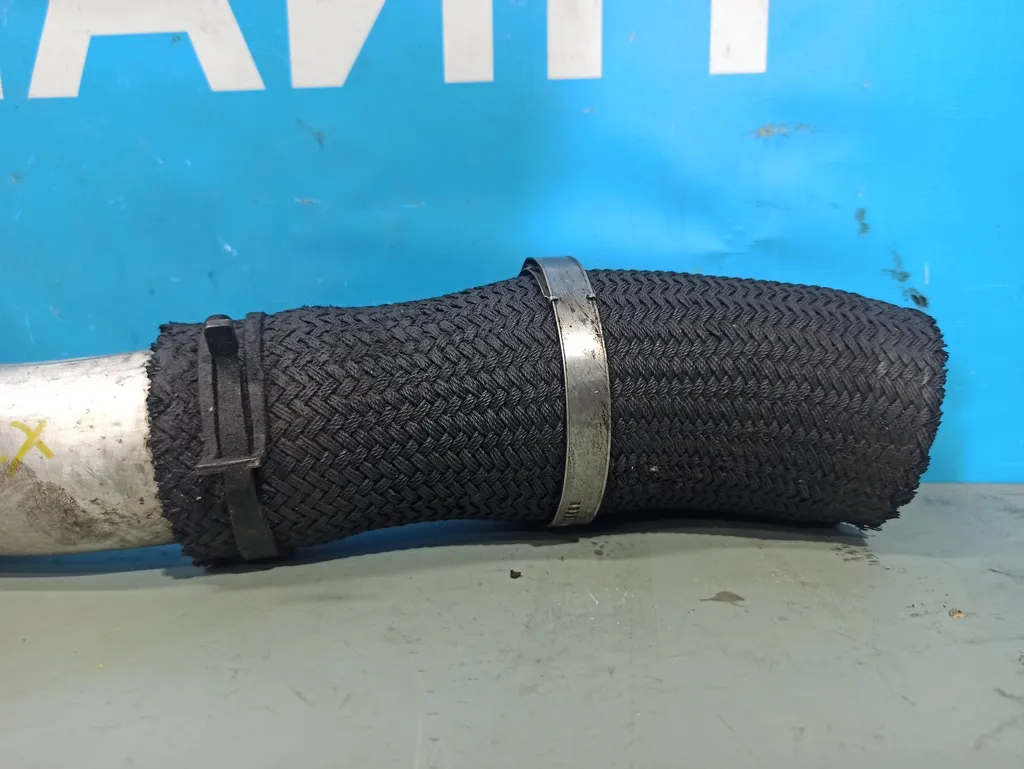 Патрубок интеркулера Hyundai Grand Starex 2007-2015