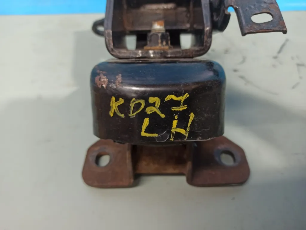 Опора двигателя левая Hyundai Grand Starex 2007-2015